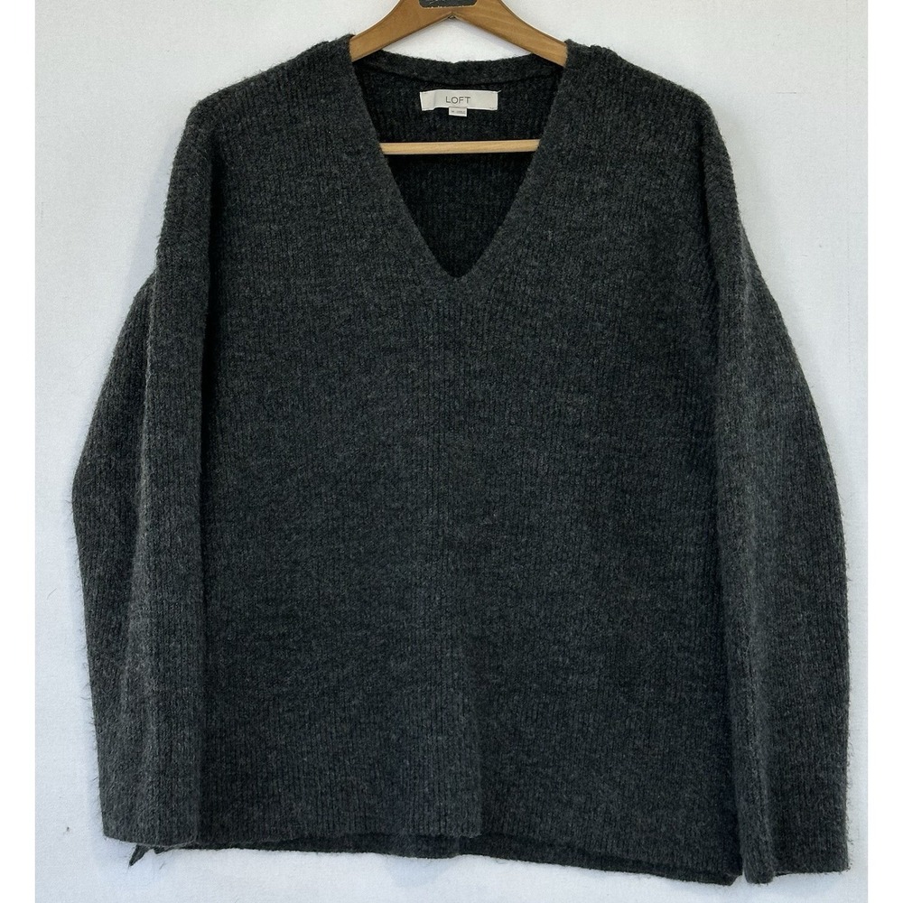 LOFT Pullover V-Neck Minimalist Sweater Womens M Gray Excellent